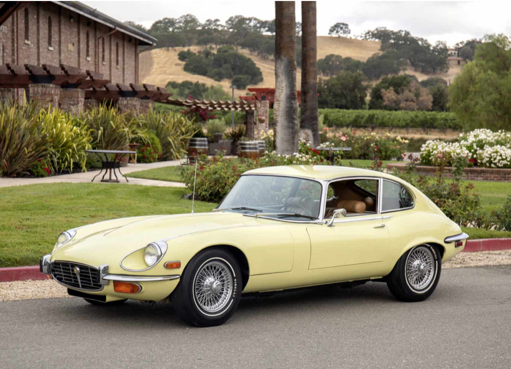 butter yellow - porsche 911