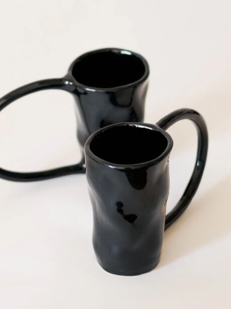 Méga mug en grès noir céju l'objet royan
