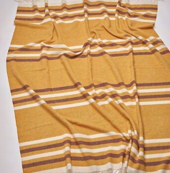 plaid laine vierge lagomoro moutarde lobjet royan