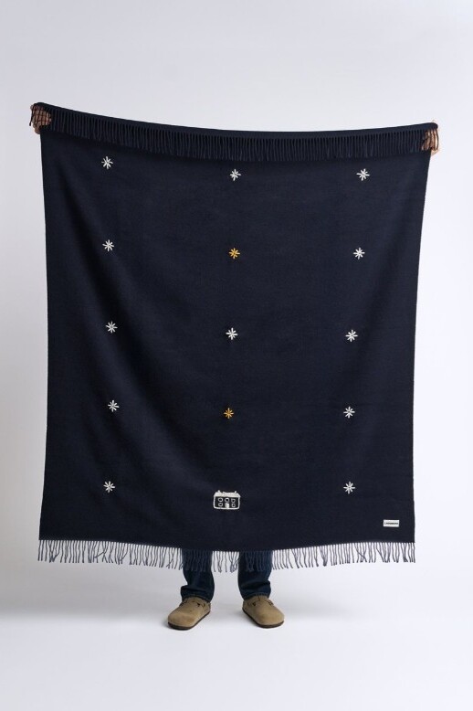 Plaid Notte LAGOMORO brodé à la main pure laine vierge