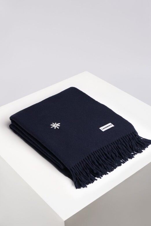 Plaid Notte LAGOMORO brodé à la main pure laine vierge