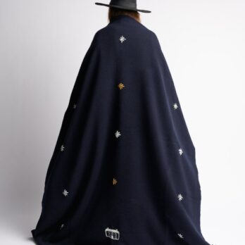 Plaid Notte LAGOMORO brodé à la main pure laine vierge