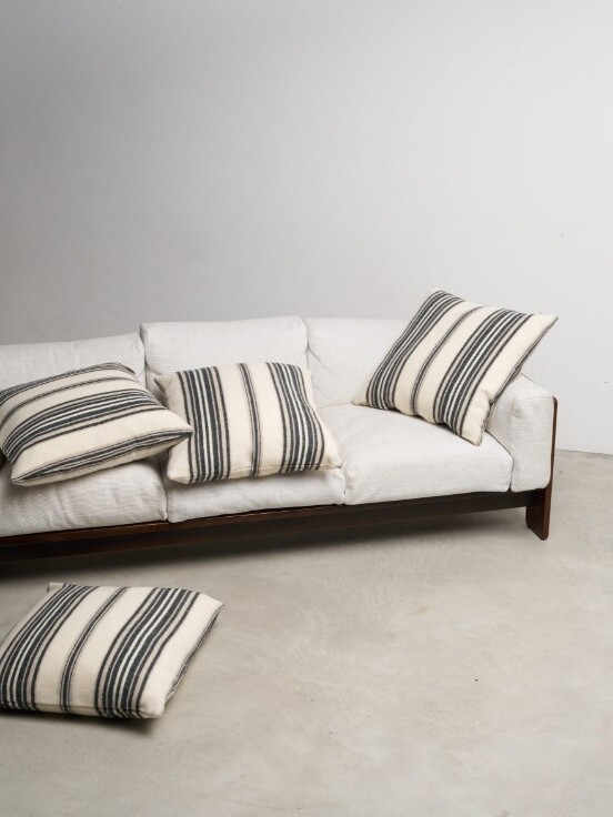 Housse de coussin rayée 60x60 cm Lagomoro pure laine vierge